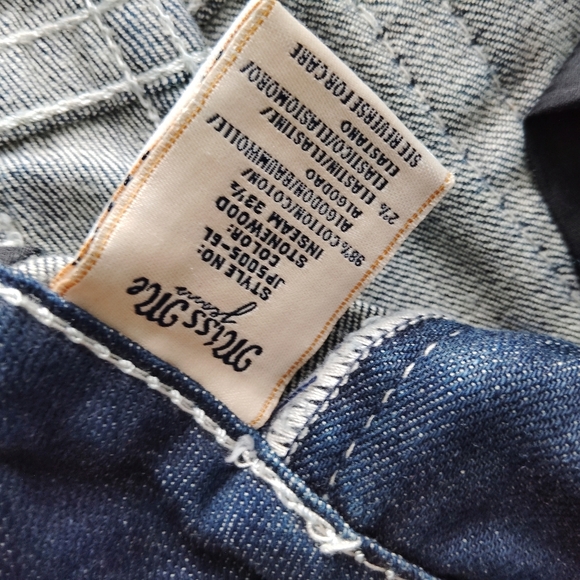 Miss Me Denim Jeans Sequined - Picture 12 of 16